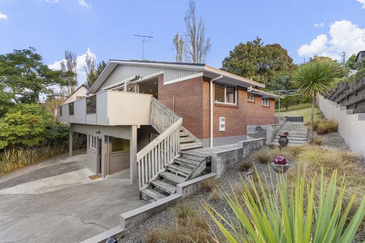 37 Stephen Lysnar Place Hillsborough_11