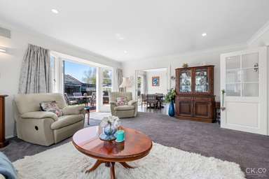 9 Derwent Lee Grove_1