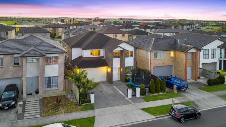 7 Rohi Place Flat Bush_28