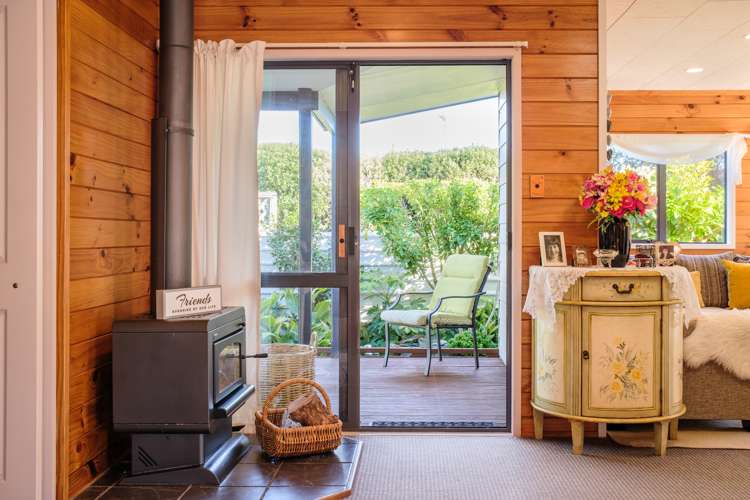 22 Ruru Avenue Lytton West_9