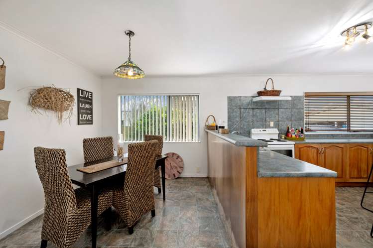 48 Robinson Avenue Holdens Bay_7