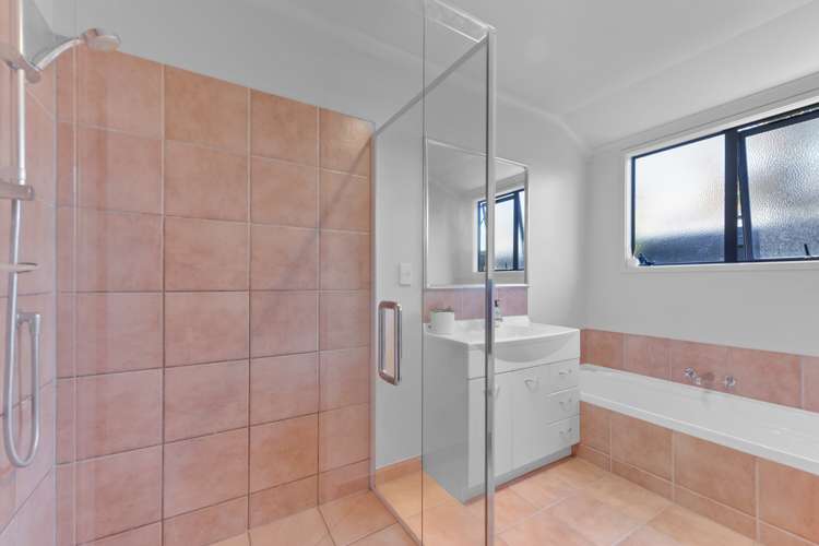 18 Monaco View Stoke_17