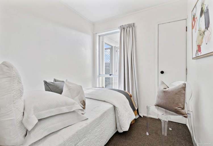 2/45 Charntay Avenue Clover Park_10