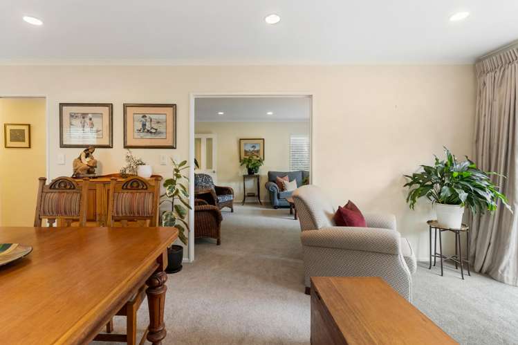 52b Uxbridge Road Mellons Bay_6