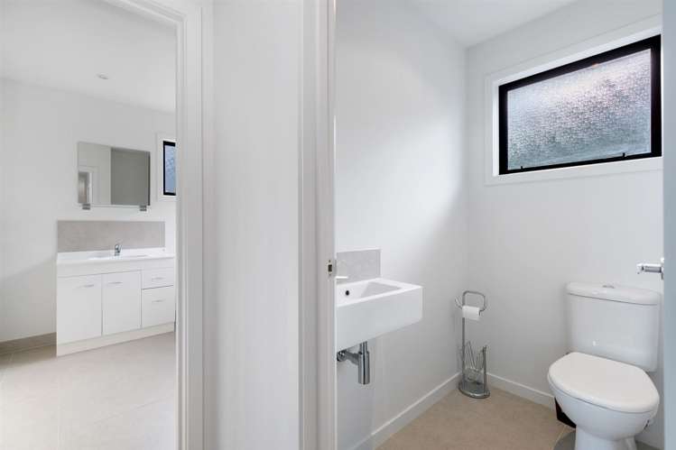 35 Suburb Street Queenstown_17