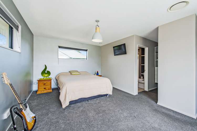 3 Perrin Place Darfield_14