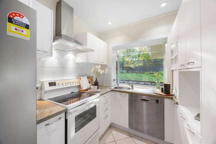 2/4 Baden Powell Place Remuera_8