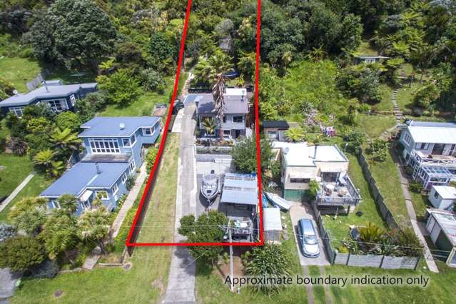 31 Foster Avenue Huia_4