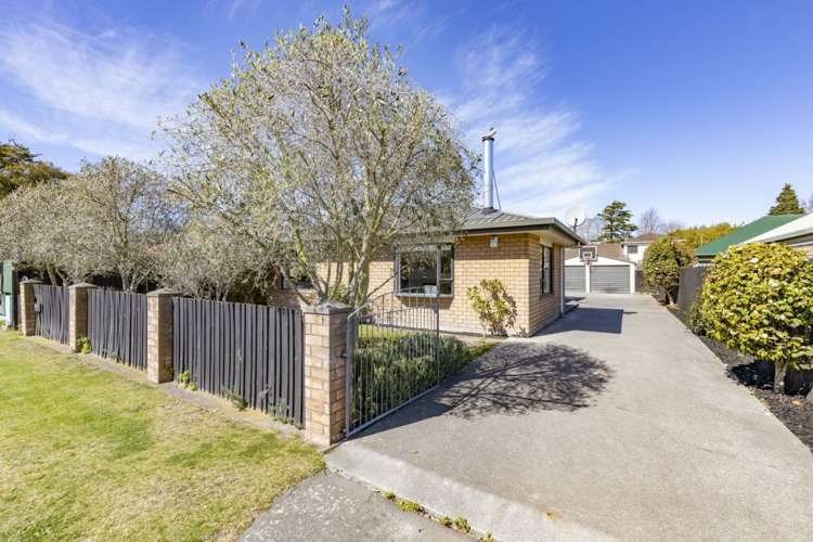 5 Somerset Place Woodend_17