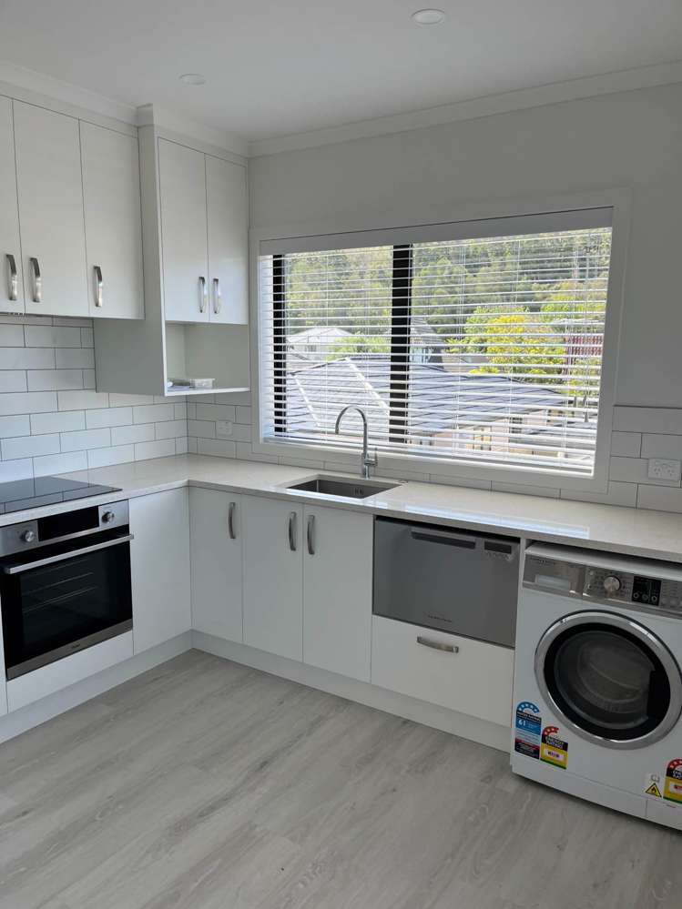 2/21A Forest Glen Orewa_11