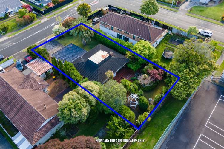 2 Meadway Sunnyhills_15