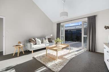 2/11 Harvey Terrace_1