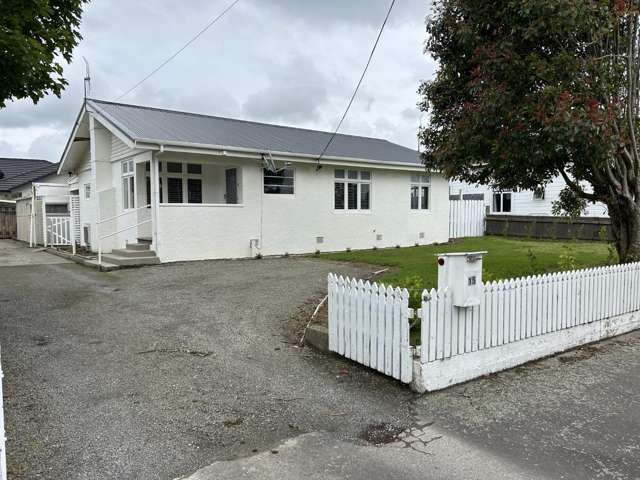 PAHIATUA - 3 BEDROOMS