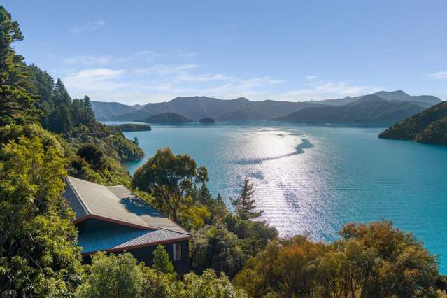 438 Port Underwood Road Whatamango Bay_1