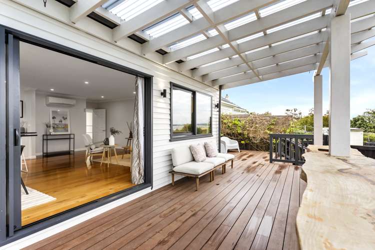 35 Waterbank Crescent Waterview_8