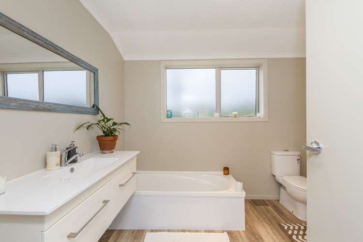 12 Poplar Grove Feilding_10