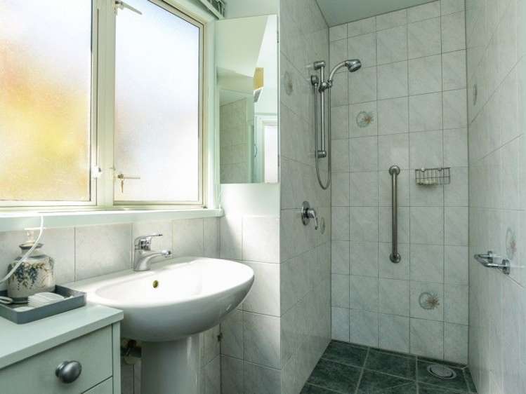 8 Phoenix Place Havelock North_8