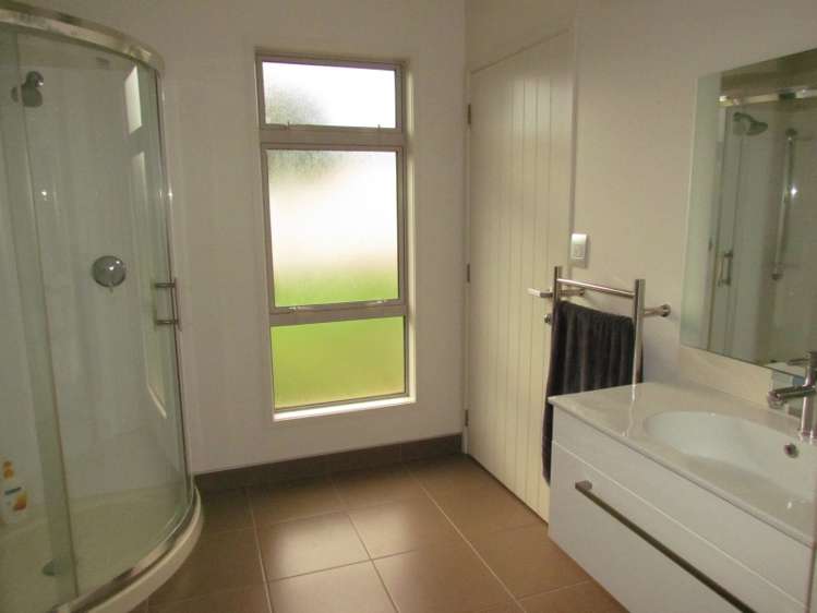 10 Chandler Crescent Clyde_8