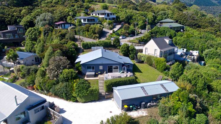 6 Tirohanga Terrace Akaroa_1
