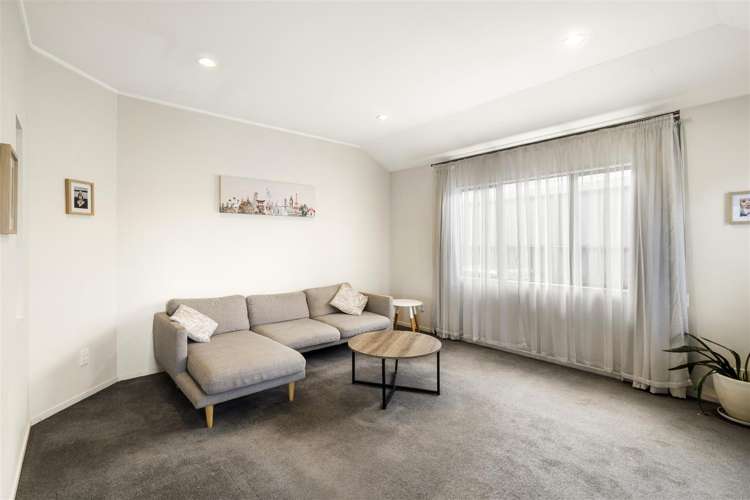 51 Queen Mary Avenue New Lynn_8