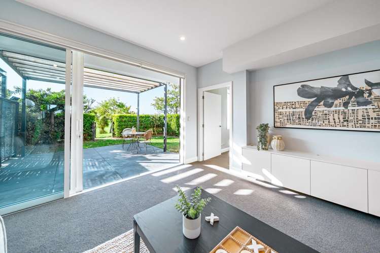 2 Atatu Lane Wigram_12