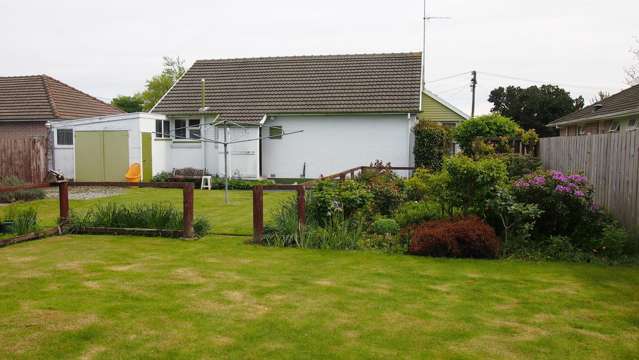 73 Davis Crescent Netherby_1