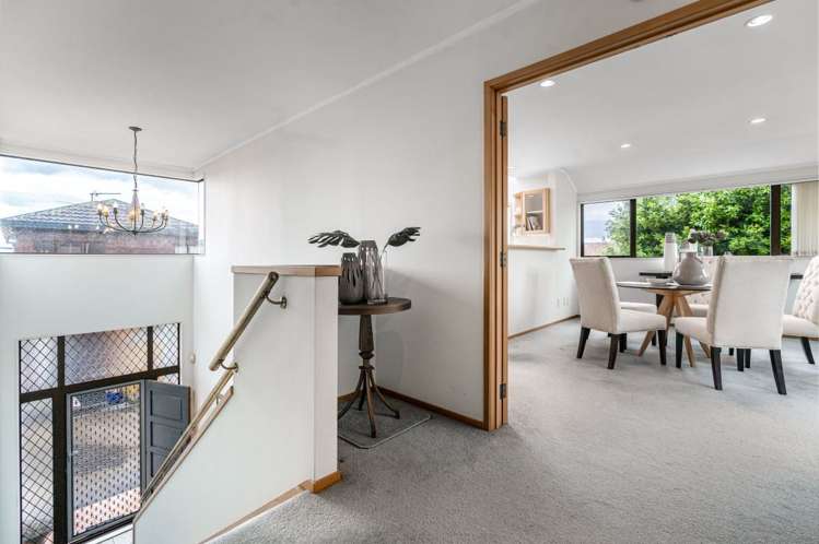 2/14 Raleigh Road Northcote_8