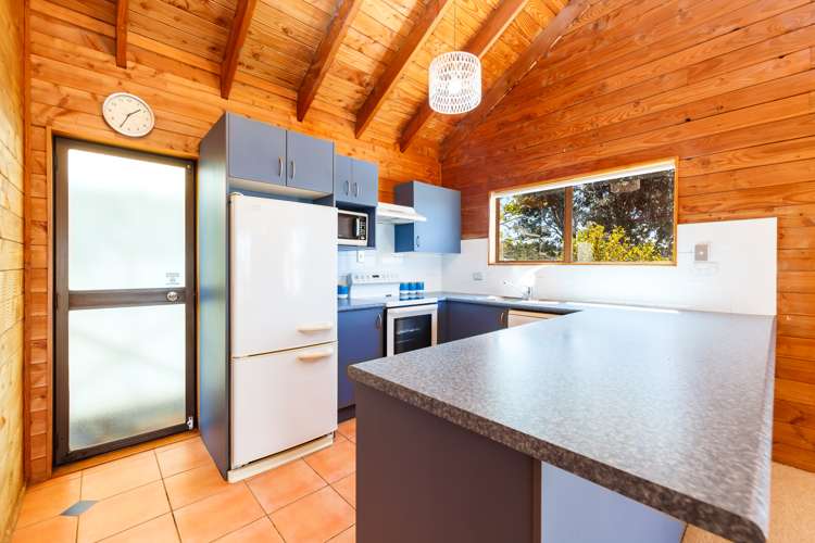 33 Merehai Place Snells Beach_13