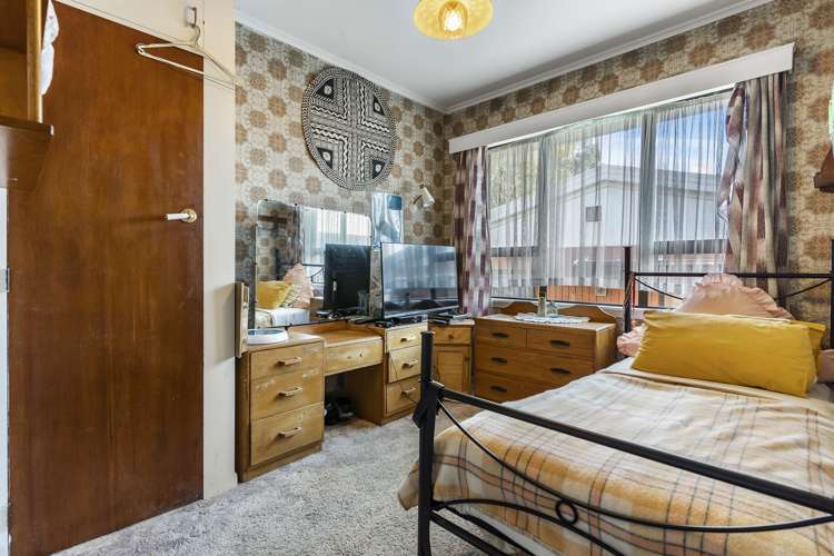 27 Olsen Avenue Hillsborough_10