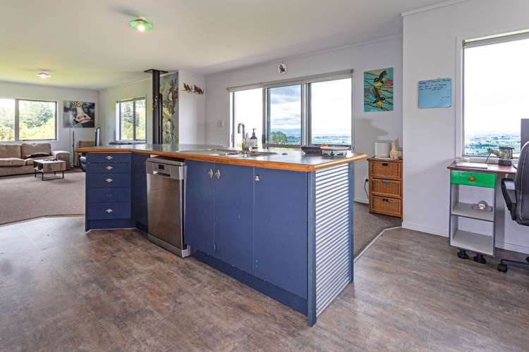 222 Strange Road Paeroa_10