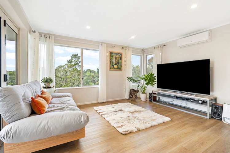22 Windfall Grove Greenhithe_5