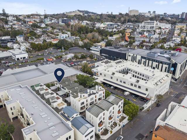 5p Cleveland Road Parnell_1