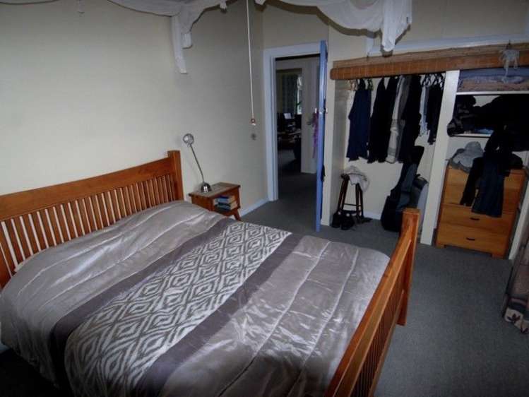 1 Waverley Street Karamea_9