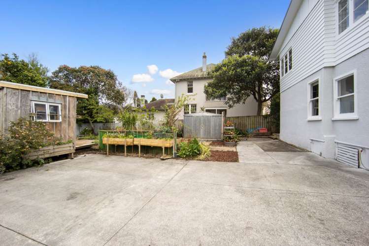 105 & 105A Richardson Road Mt Albert_18