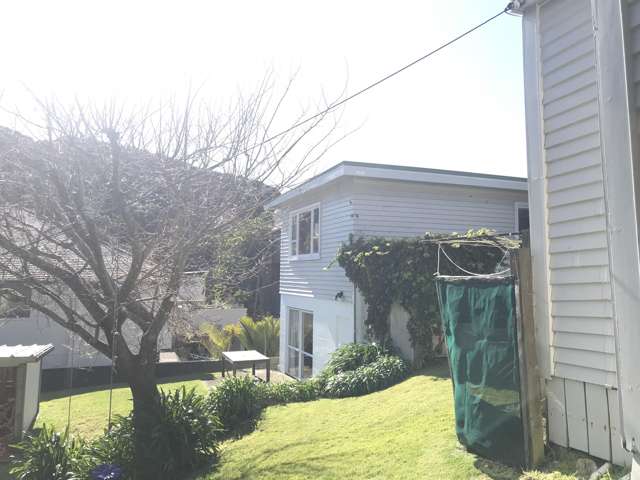 6 Rita Street - Includes Lawns and Gardens Mount Maunganui_4