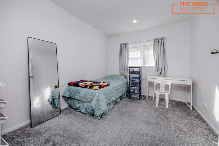 1/84 Lake Road Northcote_6