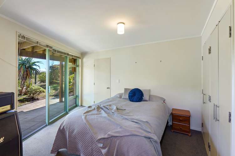 31 Kapiti Lane Otaki Beach_23