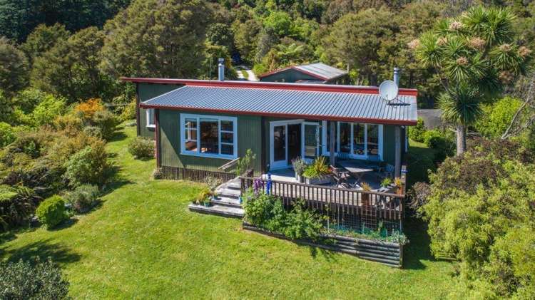 30 Rangihaeata Road Kahurangi National Park_0