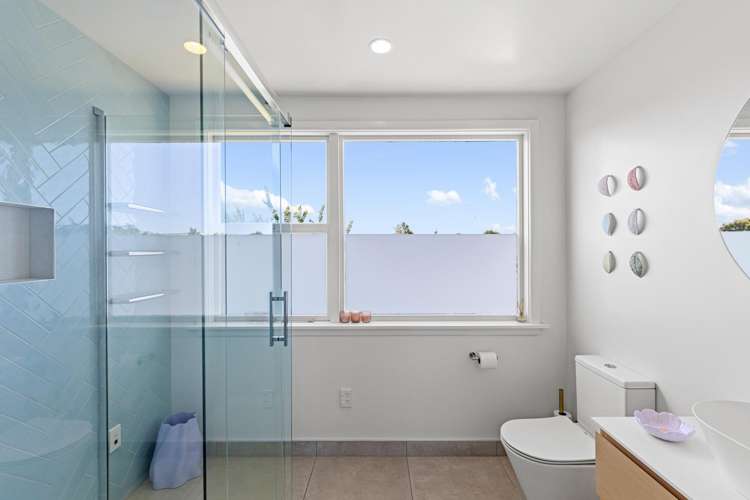 21 Woodstock Place Russley_14