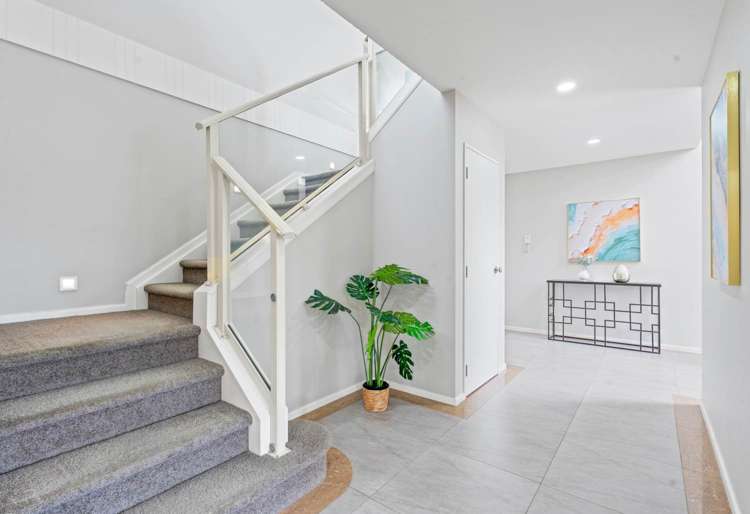 28 Malahide Drive Flat Bush_8