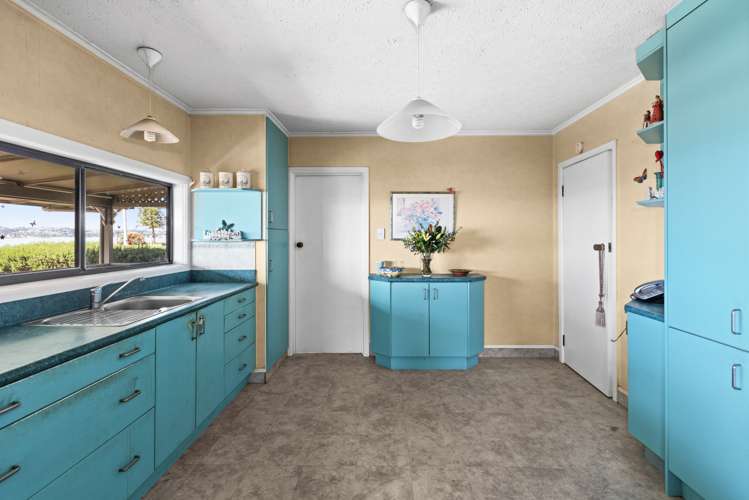 94 The Esplanade Westshore_8