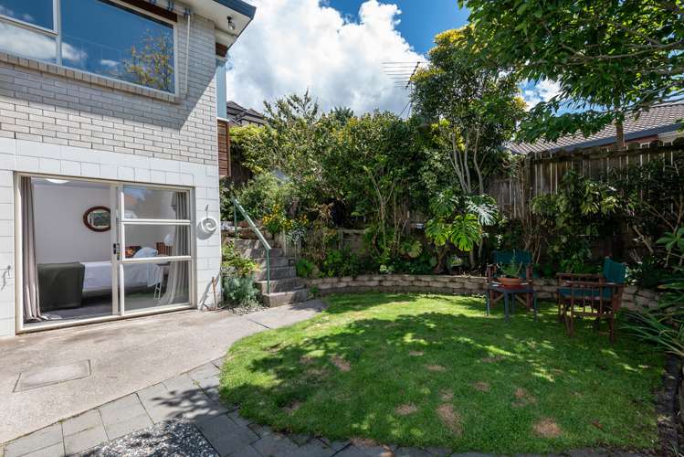 2/28 Parkhill Road Mellons Bay_19