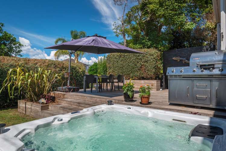 64 Lloyd Avenue Mt Albert_7