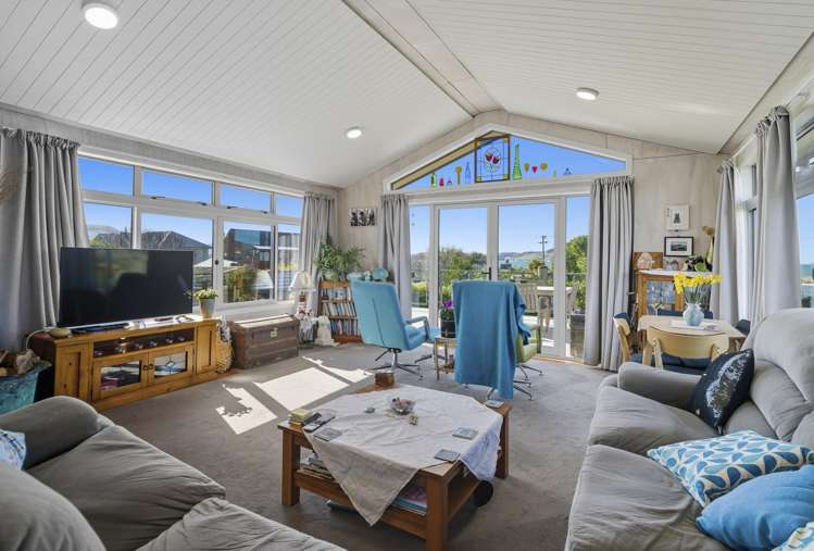 123 & 125 Stornoway Street Karitane_5