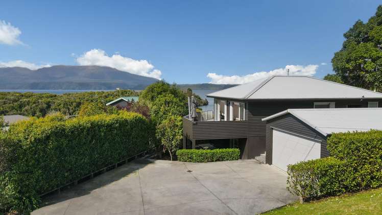 85 Spencer Road Lake Tarawera_3