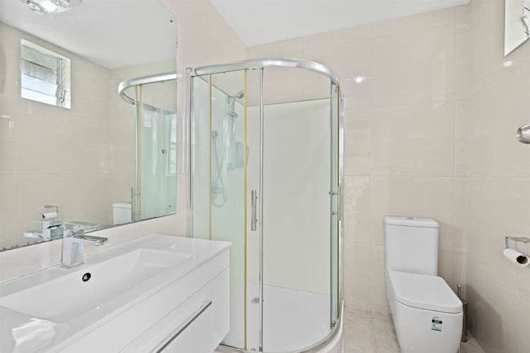 1/221 Onewa Road Birkenhead_13