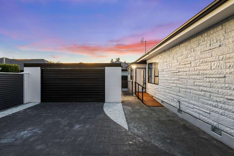 1/18 Blighs Road Strowan_17