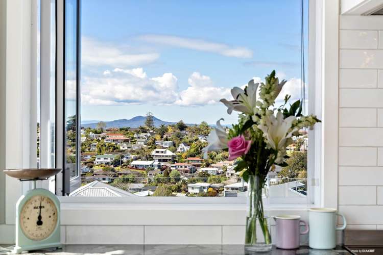 10 Tuangi Street Long Bay_5