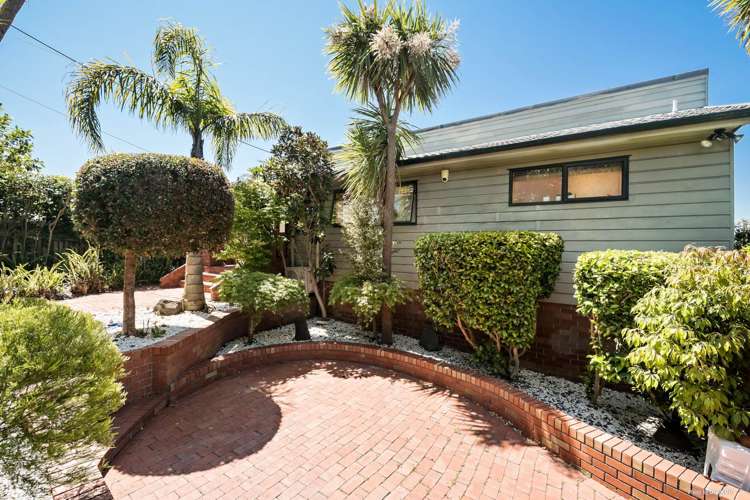 1/835 Beach Road Browns Bay_21