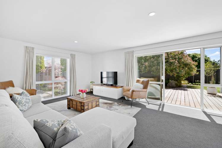 30 Harrys Way Redwood_8